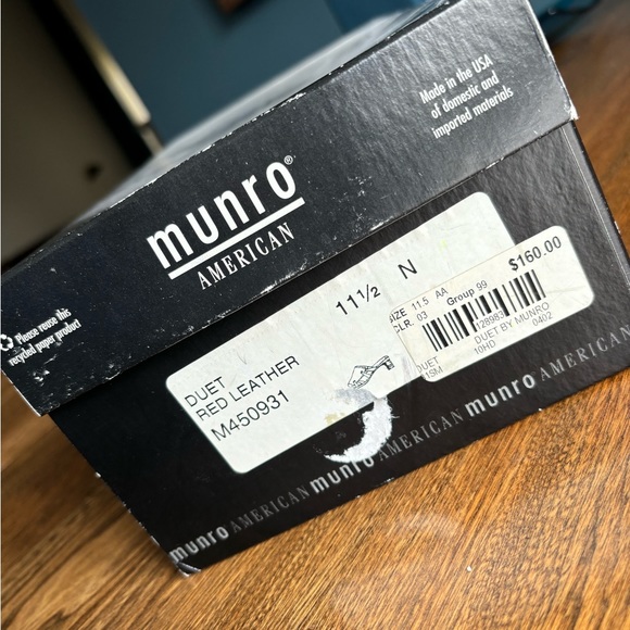 Munro American Red Leather Slides 11.5 N - Picture 4 of 11